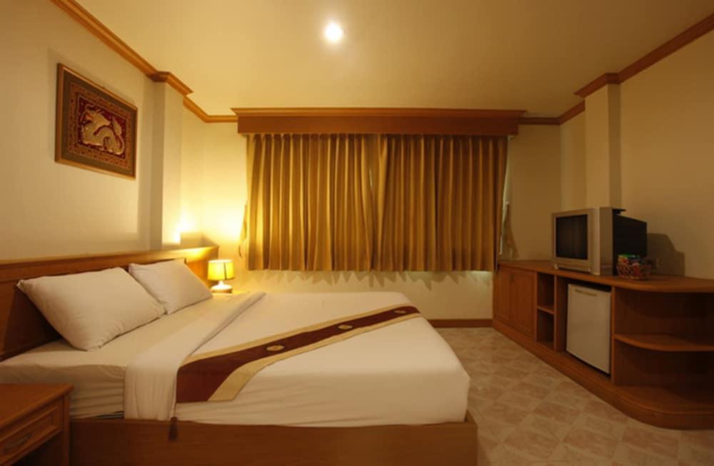 Casa Jip Guesthouse Patong Eksteriør bilde