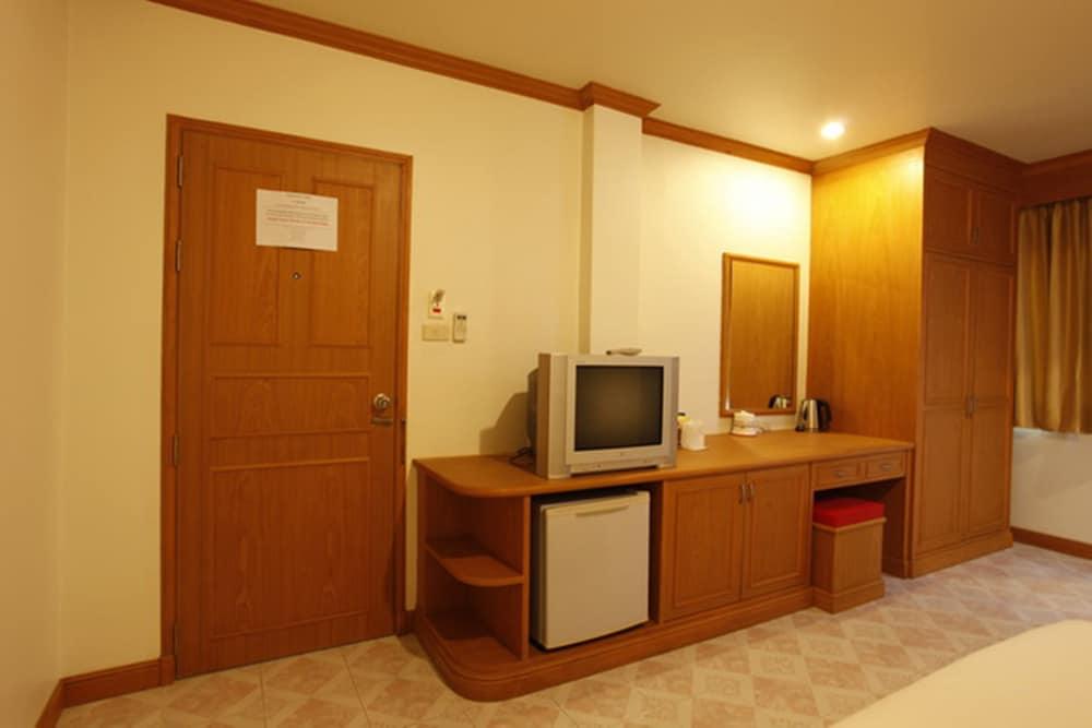 Casa Jip Guesthouse Patong Eksteriør bilde