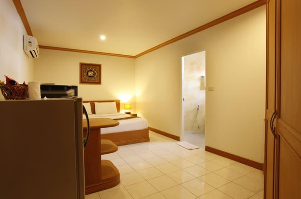 Casa Jip Guesthouse Patong Eksteriør bilde