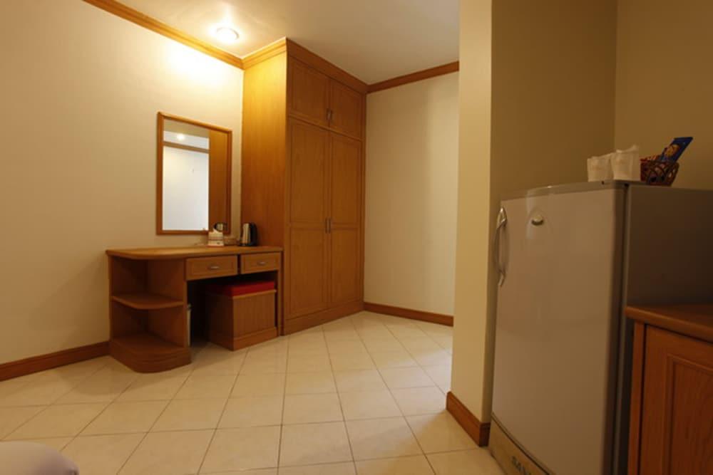 Casa Jip Guesthouse Patong Eksteriør bilde