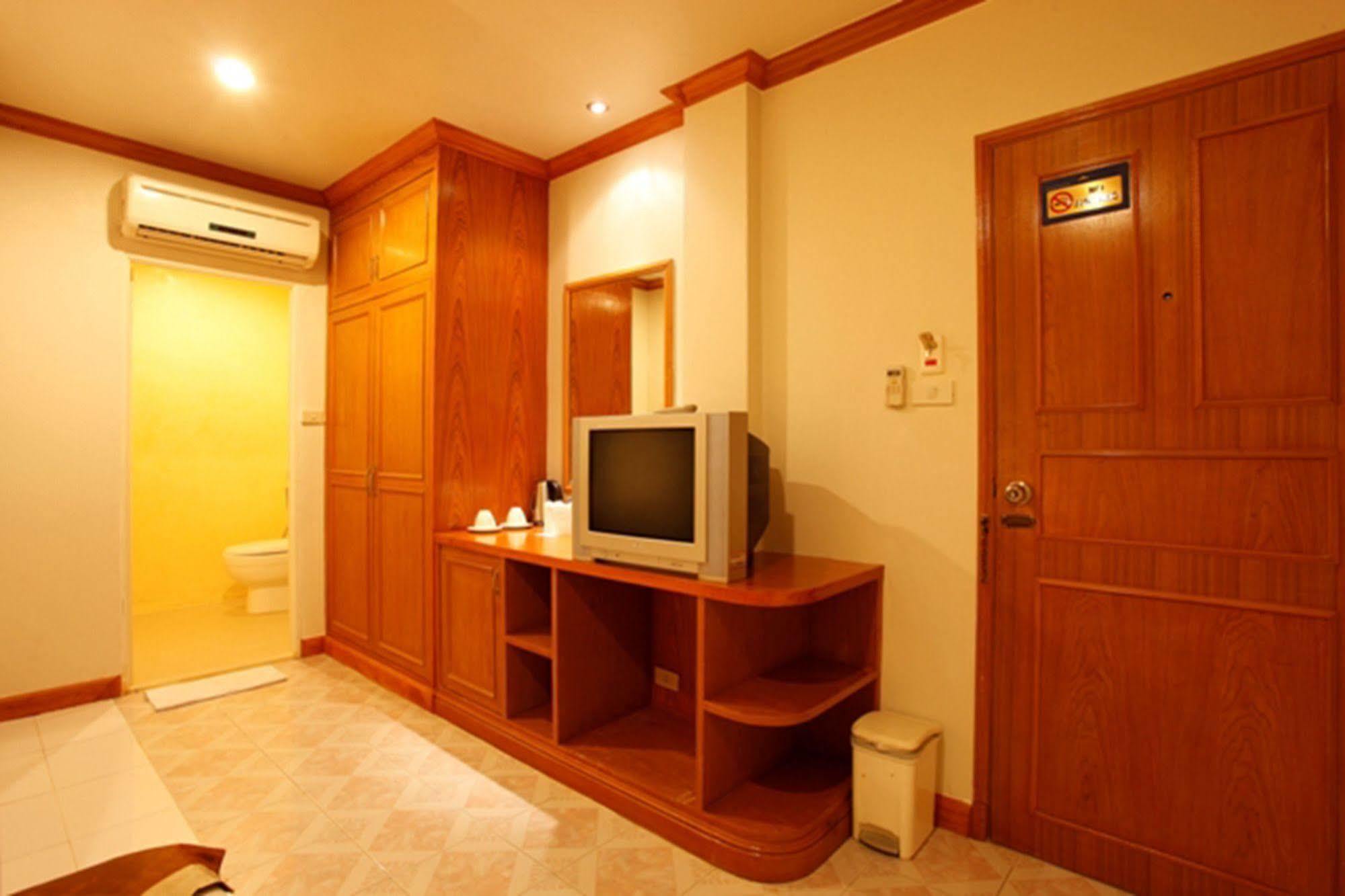 Casa Jip Guesthouse Patong Eksteriør bilde